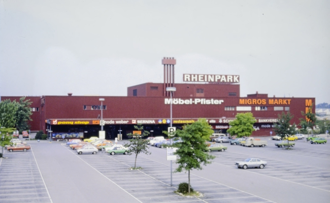 Vom Shoppingtraum zur Ikone – die Entwicklung des Rheinparks in den letzten 50 Jahren