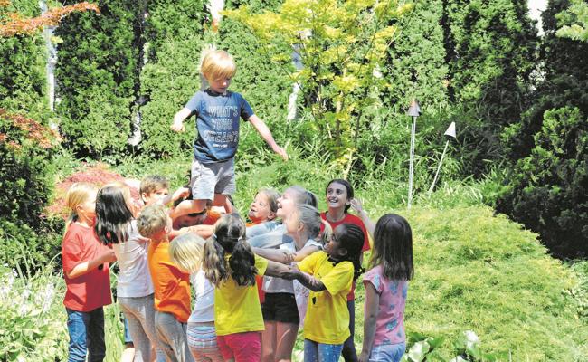 Kinder machen Zirkus