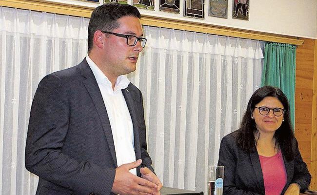 Nationalratspodium der Lesegesellschaft