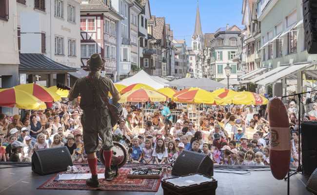 Seiltanz, Comedy und Musik: Gauklertag und 60 Bühnenauftritte