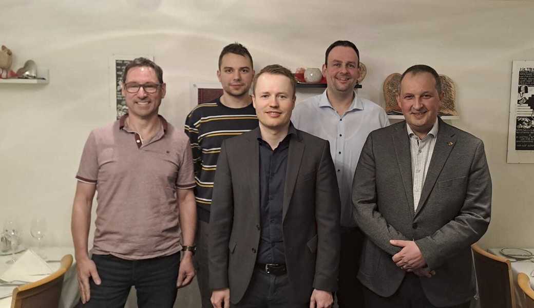 Kantonsrat Markus Wüst (v. l.), Vizepräsident und Aktuar Thomas Stjelja, Parteipräsident Sandro Lüchinger, Kantonsrat Christian Willi und Kantonsrat Thomas Eugster.