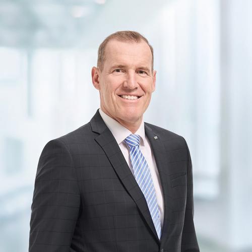 Roland Bartholet, Leiter Private Banking / Mitglied der Geschäftsleitung, roland.bartholet@alpharheintalbank.ch  