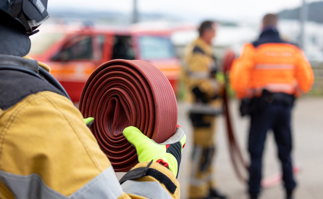 Fahrzeugbrand auf der Autobahn A13 – am Auto entstand Totalschaden