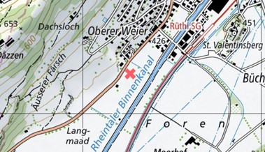 Der 125 Meter hohe Testmast Er wird auf einem Grundstück der Ortsgemeinde Rüthi zwischen beiden Gebieten stehen wird in etwa auf Höhe Moorhof zwischen der Staatsstrasse und dem Rheintaler Binnenkanal aufgestellt. Der 125 Meter hohe Testmast Er wird auf einem Grundstück der Ortsgemeinde Rüthi zwischen beiden Gebieten stehen wird in etwa auf Höhe Moorhof zwischen der Staatsstrasse und dem Rheintaler Binnenkanal aufgestellt.