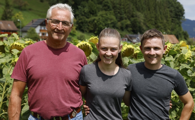 Sie setzen auf Gelb: Familie Geisser wagt Sonnenblumen-Versuch und hofft aufs Wetter