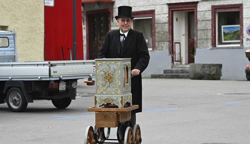 Die Drehorgel darf an keinem Jahrmarkt fehlen. 