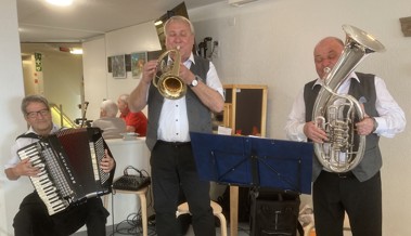 Musikalische Unterhaltung im Altersheim Geserhus