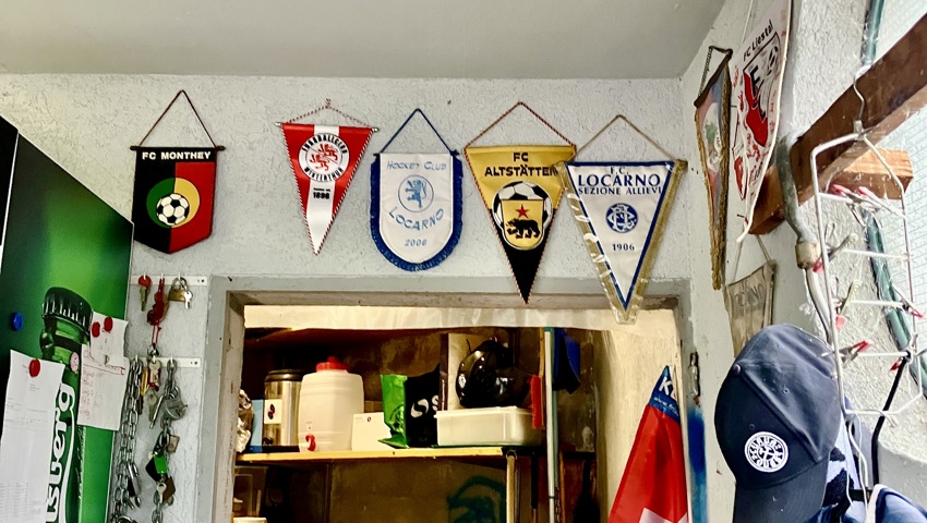 Im Tessin schon bekannt: Dieser FCA-Wimpel hängt seit 1981 in der Fan-Bar des FC Locarno. Im Tessin schon bekannt: Dieser FCA-Wimpel hängt seit 1981 in der Fan-Bar des FC Locarno.