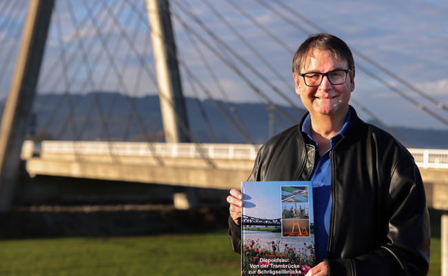 40 Jahre Schrägseilbrücke: Ein Fotobuch feiert die Geschichte der «Golden Gate des Rheintals»