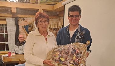 Brigitte Stampfl wird für 40 Jahre Vereinstreue geehrt