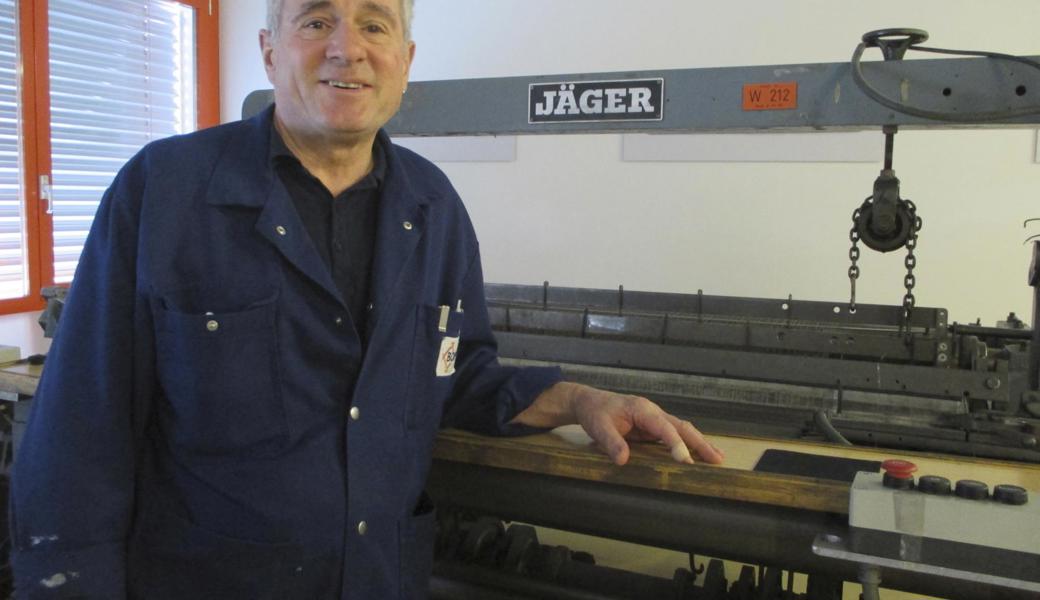 Seit 40 Jahren ist Daniel Keller für die G. Bopp & Co. AG tätig. Seit 25 Jahren legt er den Arbeitsweg von Berneck nach Wolfhalden bei jedem Wetter mit dem Bike zurück.Bild: Peter Eggenberger