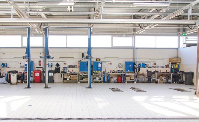 Einbruch in Autowerkstatt