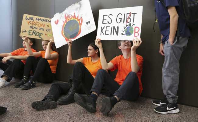 Antike Heldin modern verpackt: Die Kanti-Theatergruppe zeigt eine starke Bühnenperformance