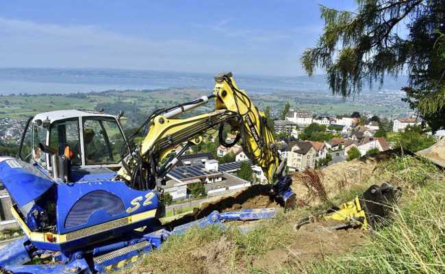 Aussichtsreiches Wasserbauprojekt über dem Dorf, eine neue Küche und ein aufgewertetes Vereinslokal
