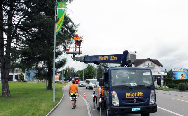 Neue Beflaggung zum Nationalfeiertag