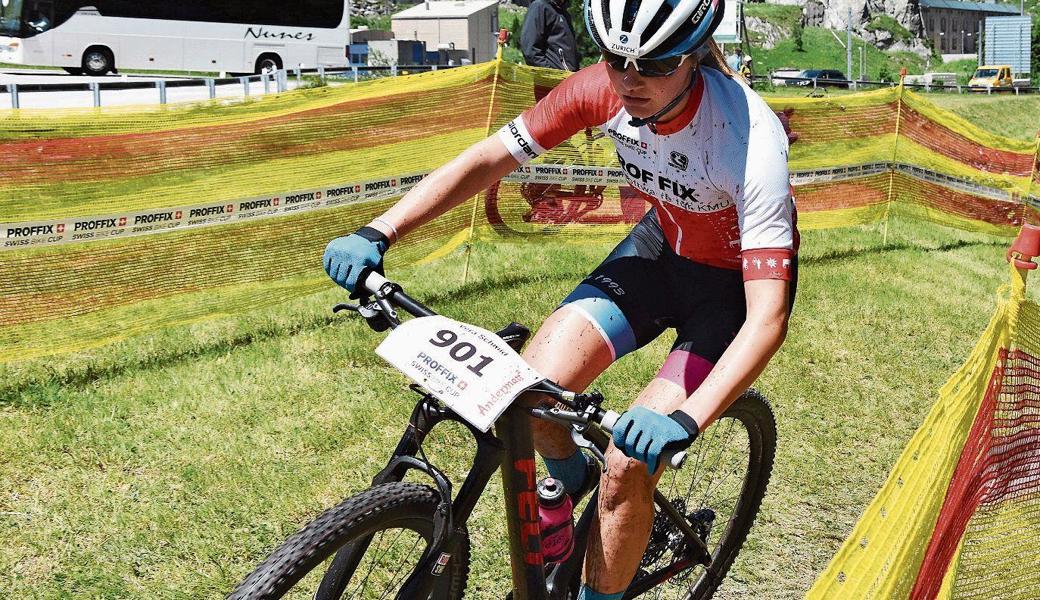 Die 25-jährige Jolanda Neff feierte in Andermatt ihren neunten Schweizer Meistertitel. Ihr Rennen kam einer Machtdemonstration gleich: Die Thalerin siegte mit 2:37 Minuten Vorsprung.