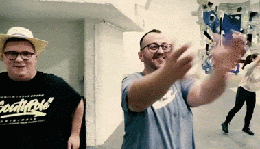 Die Darsteller des Rhyboot sind sich sicher: «Der Geheimtipp ist Schokolade!»