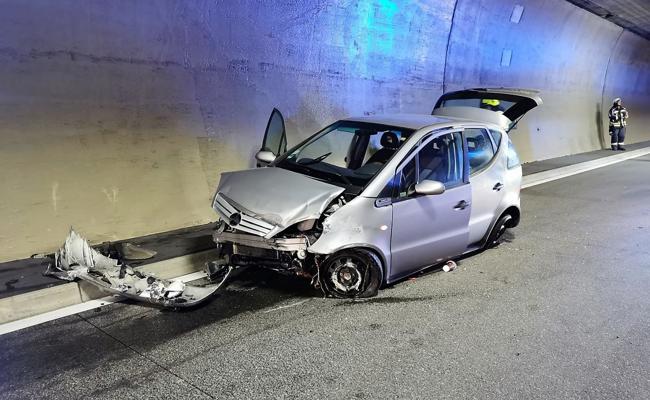 Im Pfändertunnel ins Schleudern geraten