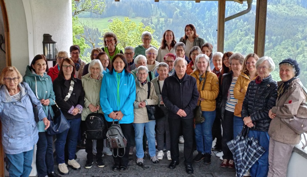 Kath. Frauengemeinschaft Berneck auf der Maiwallfahrt in die Kapelle "Maria Schnee" in Laterns