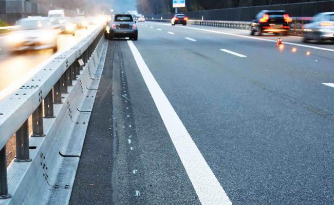 Auf der Autobahn verunfallt