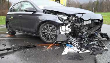43-Jähriger Autolenker nach Kollision verletzt