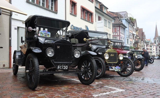 Oldtimer machten Halt im Städtli