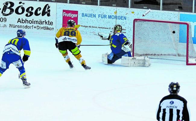 SC Rheintal spielt im Cup auf der offenen Eisbahn