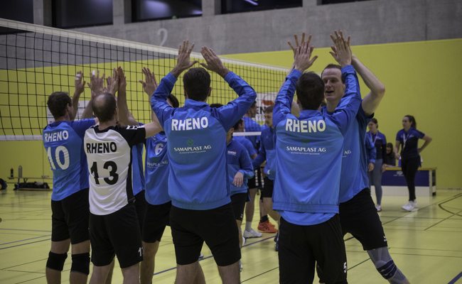 Beide Rheno-Fanionteams halten in der 3. Liga an der Spitze mit