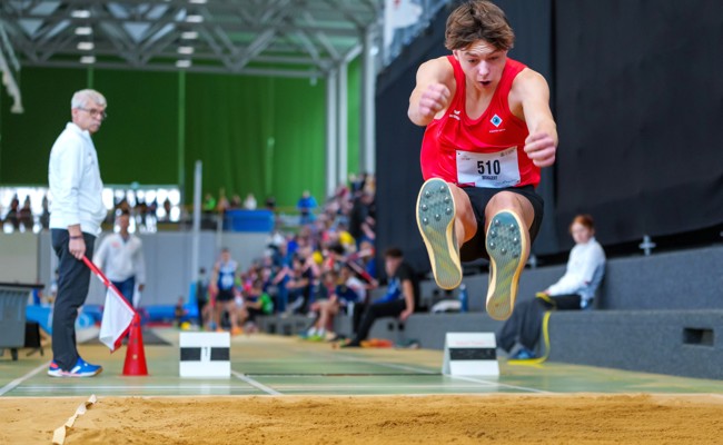 Janis Beuggert gewinnt an der Schweizer Meisterschaft drei Goldmedaillen