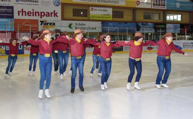 "Show on Ice": Zu Filmmusik über das Eis gleiten