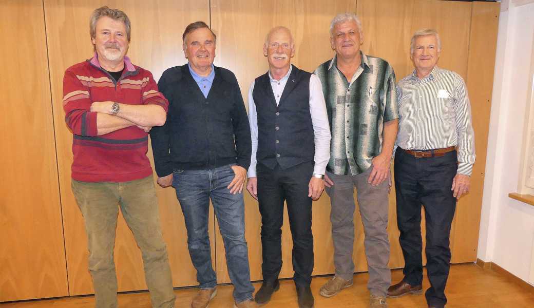Die neuen Vorstandsmitglieder Hubert Zoller (v. l.) und Walter Portmann sowie die Neumitglieder Stefan Rohner, Bruno Kaufmann und Peter Akermann. 