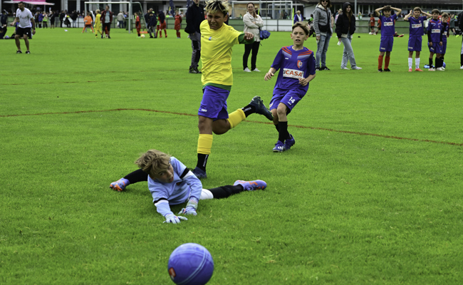 Spannender Juniorenfussball am CS-Cup auf der Diepoldsauer Rheinauen