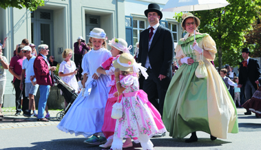 Das Biedermeierfest verwandelt Heiden in eine historische Festmeile