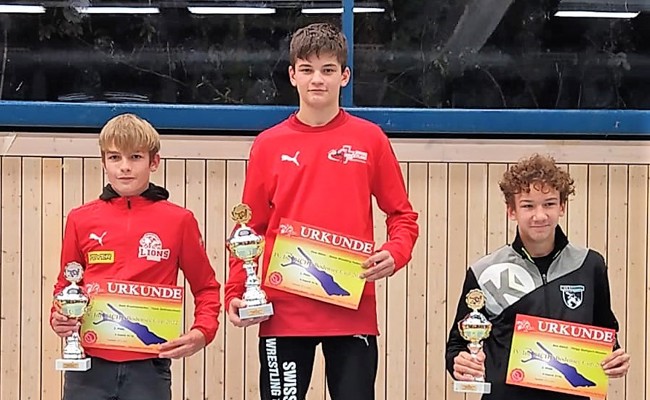 Tinio Ritter vom RCOG gewinnt internationales Turnier in Deutschland