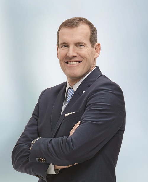 Roland Bartholet, Leiter Private Banking und Mitglied der Geschäftsleitung, roland.bartholet@alpharheintalbank.ch