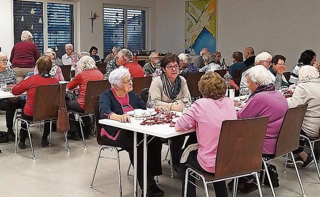 Frauengemeinschaft lud zur Senioren-Adventsfeier ein