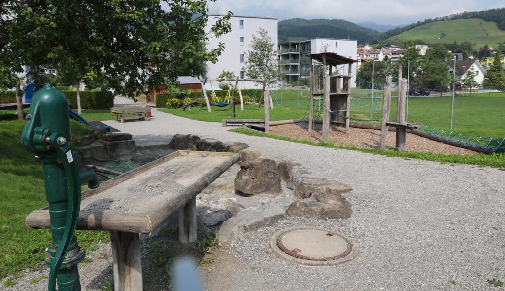 Die Swisscom möchte seit längerem auf einem der Mehrfamilienhäuser im Eichpark eine Mobilfunkantenne errichten.