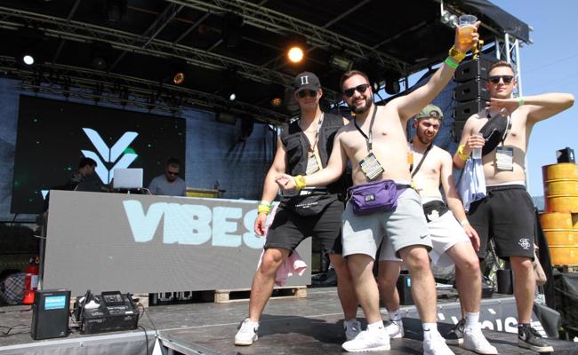 Einstimmen in die Sommer-Saison: Tickets für das verrückteste Festival im Tal gewinnen