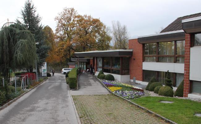 Hallenbad kann abgebrochen werden