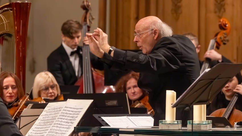 Ein Konzert, das Herzen öffnete und Hoffnung auf Frieden verbreitete