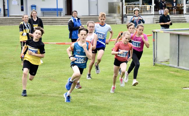 Rhystafette des Turnvereins Rüthi: 20 Bilder