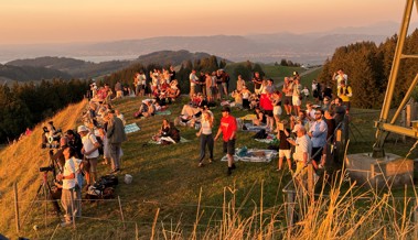 Beste Aussicht: Rheintaler verfolgten das Sonnenspektakel in Scharen auf dem «Töni»