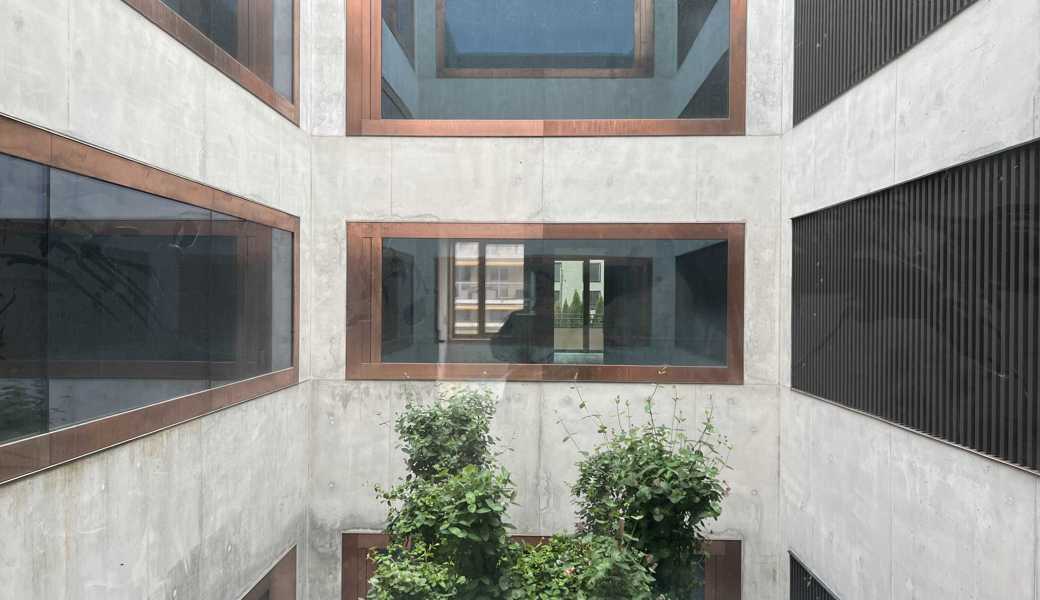 Blick in den Lichthof des neuen Alters- und Pflegeheims Zehntfeld. 