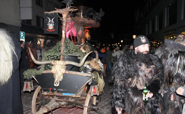 Wieder Fasnacht pur an der Tschätteri-Nacht