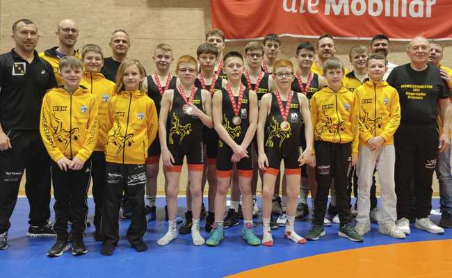 Kriessner Nachwuchsringer gewinnen an der Schweizer Meisterschaft fünf Goldmedaillen