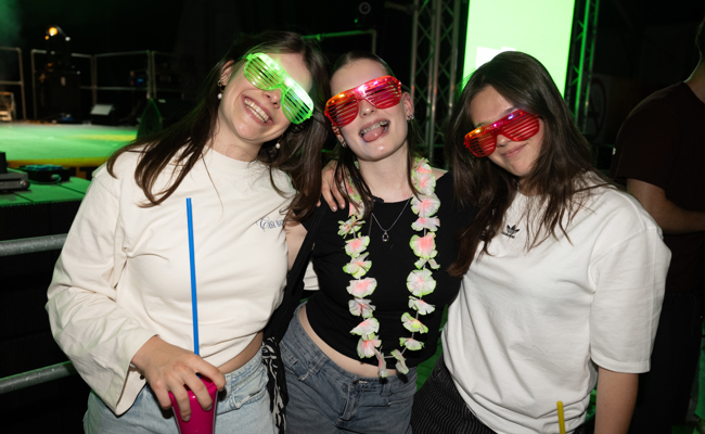 Rhema dreht auf: Partystimmung am Freitagabend