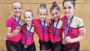 Gymnastinnen holen zum Saisonende eine Gruppenmedaille