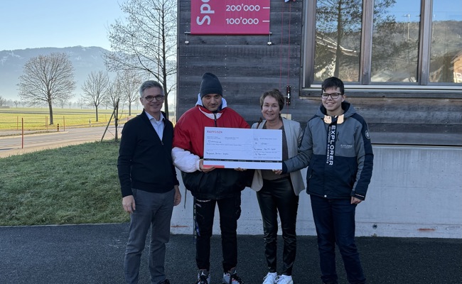 Frauenverein spendet Erlös an RHYBOOT