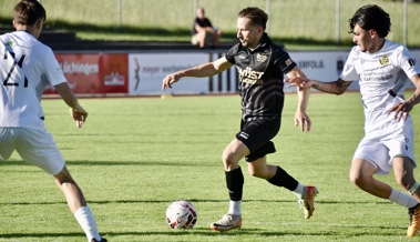 Für den Spielertrainer des FCA spielen Pässe eine wichtige Rolle