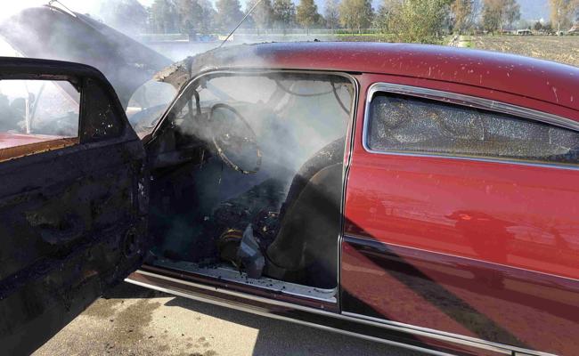 Oldtimer in Brand